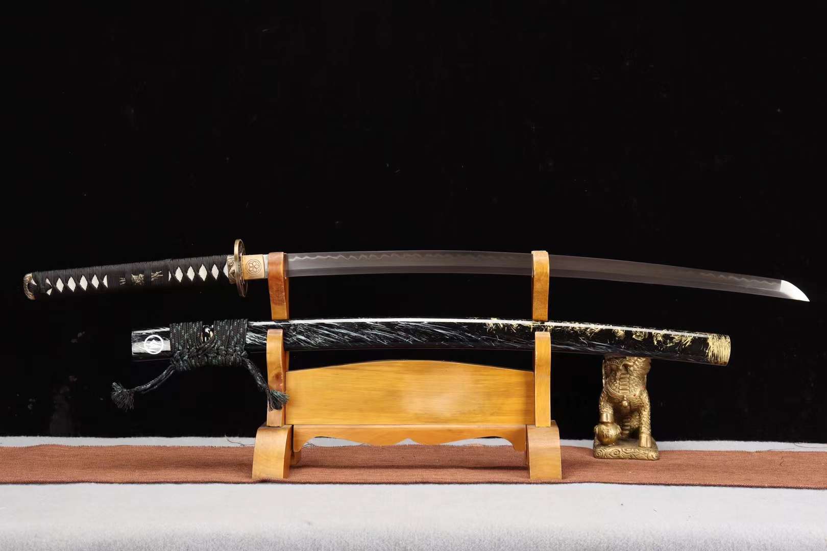 Handmade Japanese Sword Sharp Full Tang T10 Steel Tiger Samurai Sword Clay Burning Blade Katana loveyitadj