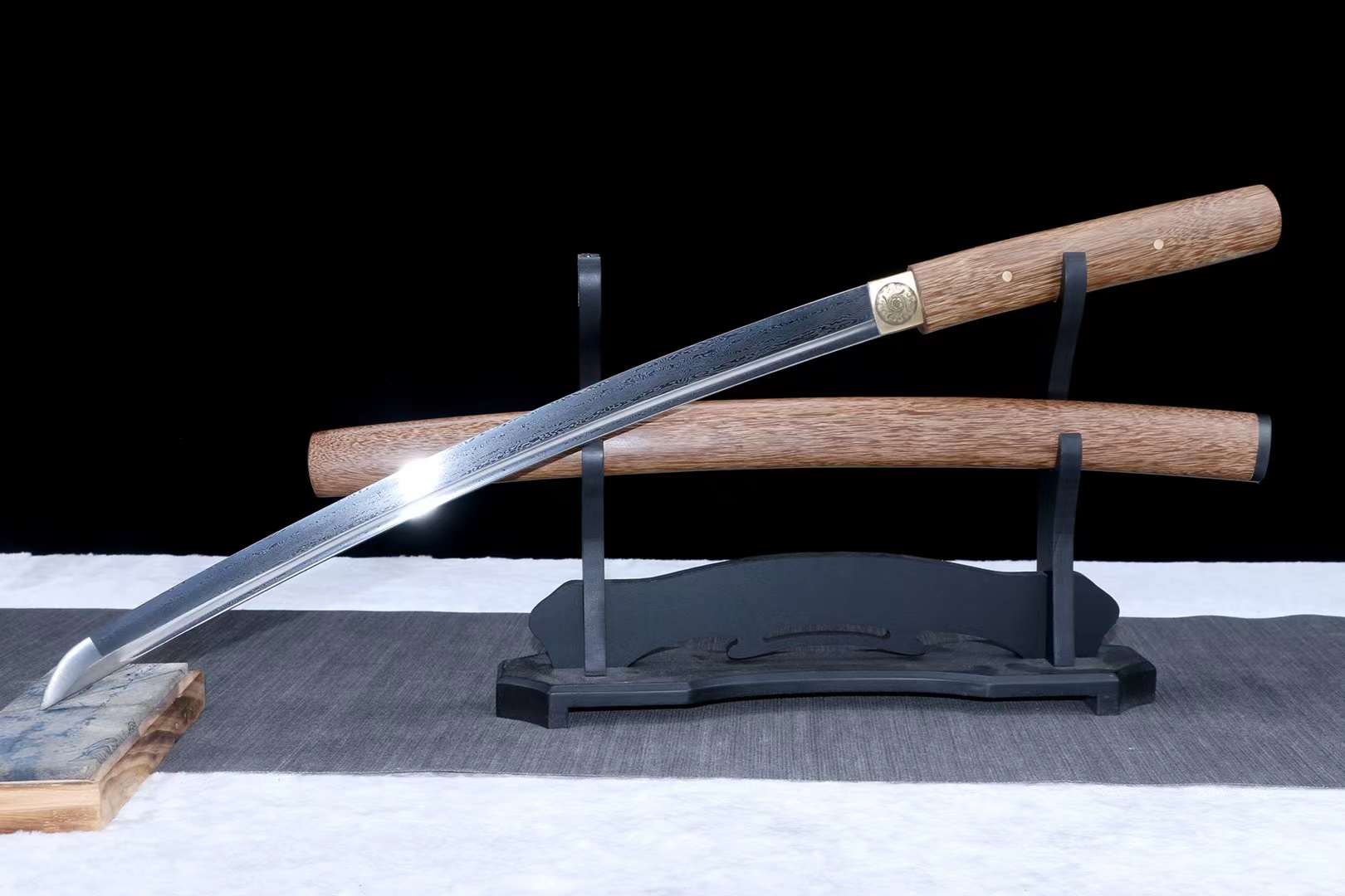 Damascus Folding Steel Samurai Sword Full Tang,Handmade Japanese Wakizashi Sword,Iaido Katana loveyitadj