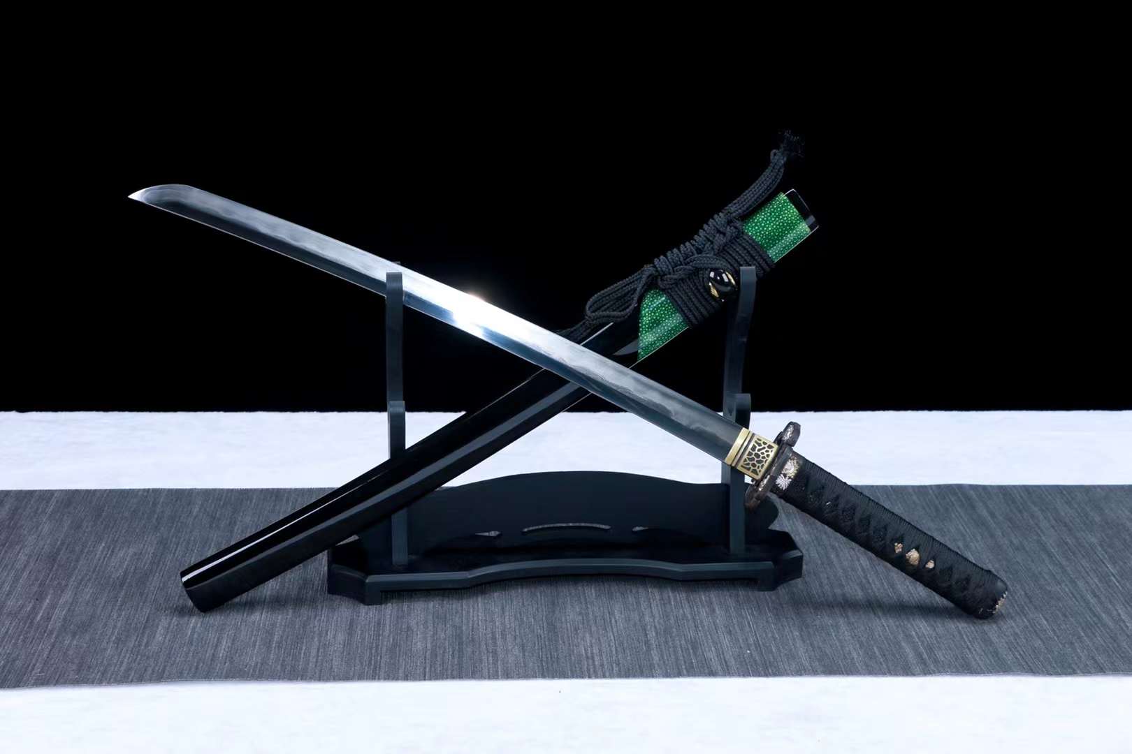 Damascus Folding Steel Clay Burning Blade Wakizashi Samurai Sword,Handmade Japanese Sword,Full Tang Katana loveyitadj