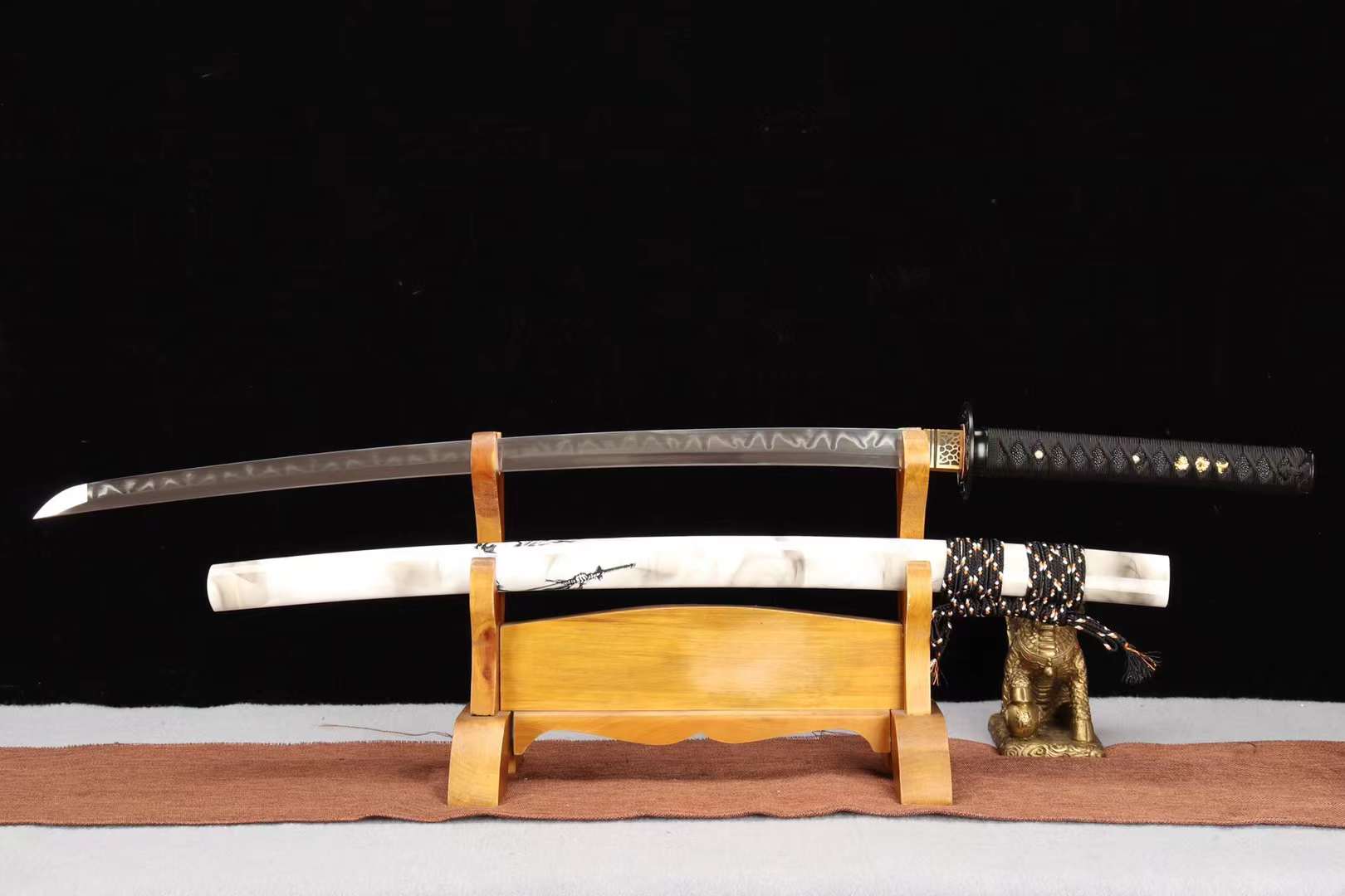 Samurai Samurai Sword,T10 Steel Sword,Clay Burning Blade Katana Sword loveyitadj