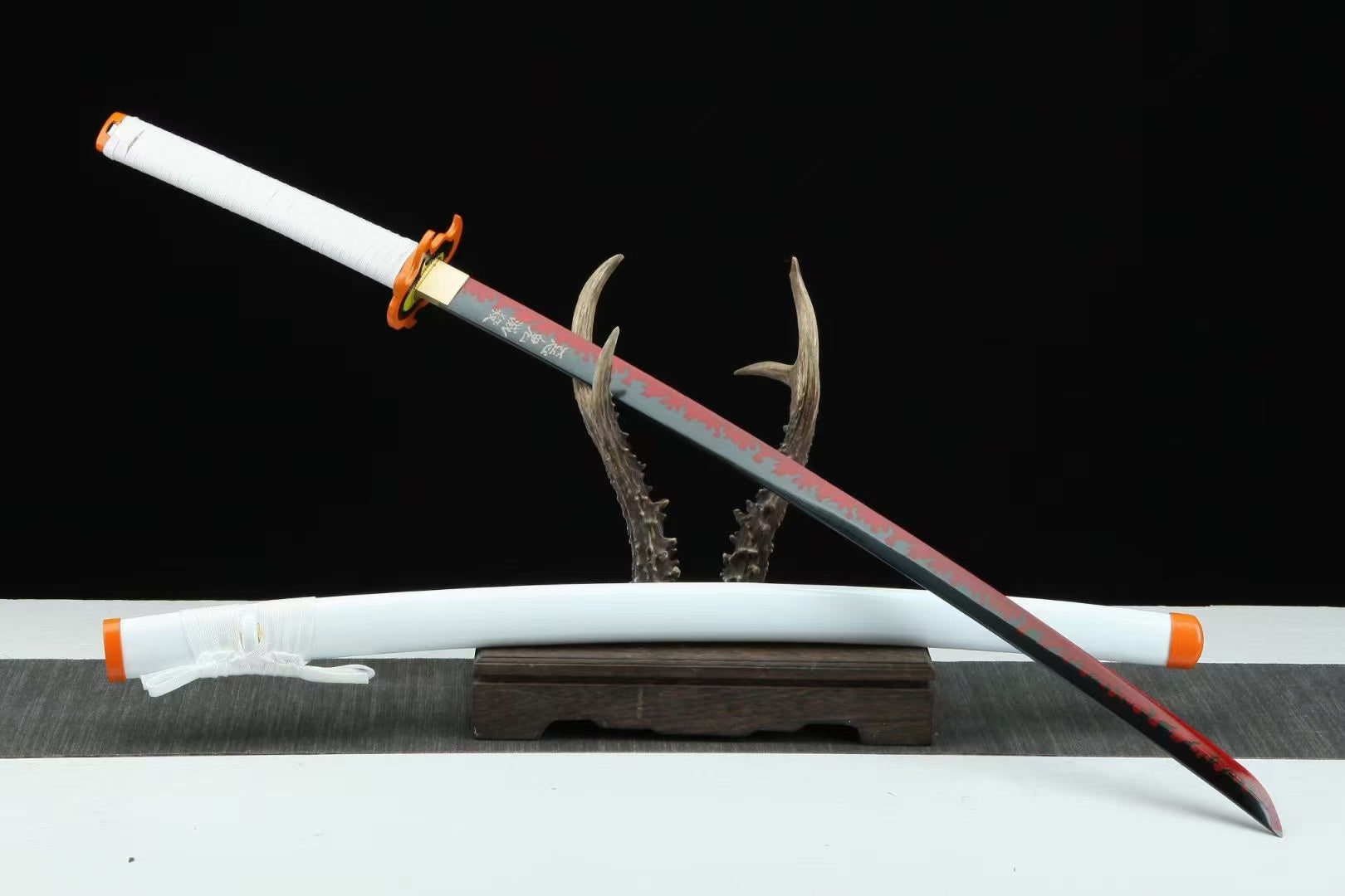 1045 Carbon Steel Japanese Katana comic sword,demon slayer Samurai sword Rengoku sword hansi sword